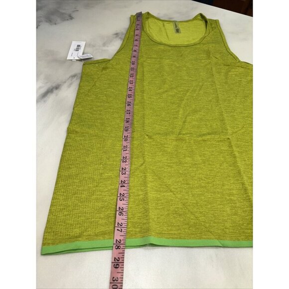 Outdoor Voices NWT Athletic Seamless Tank Green Apple Size Large - Picture 9 of 9